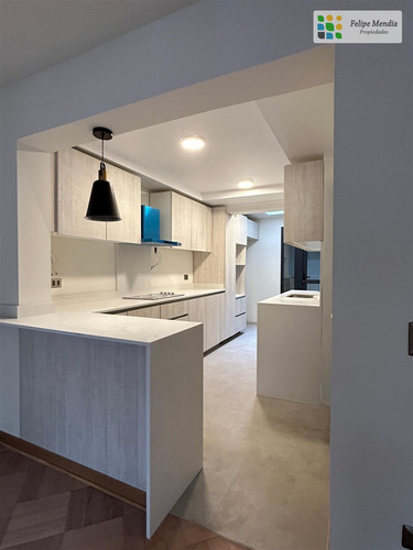 Completamente Remodelada, 3 Dorm, 4 Baños, Estar, Jardín