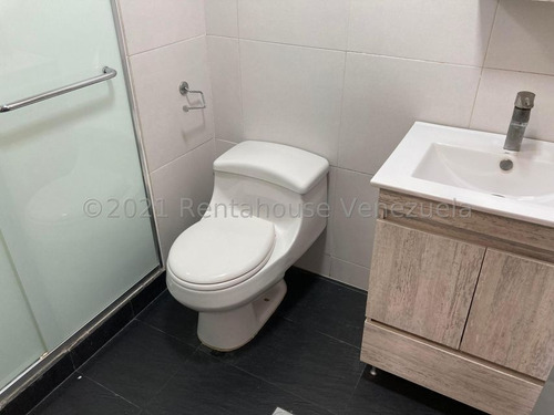 Imagen 12 de 17 de Hermoso Apartamento En Venta Solar Del Hatillo Mls #22-12221