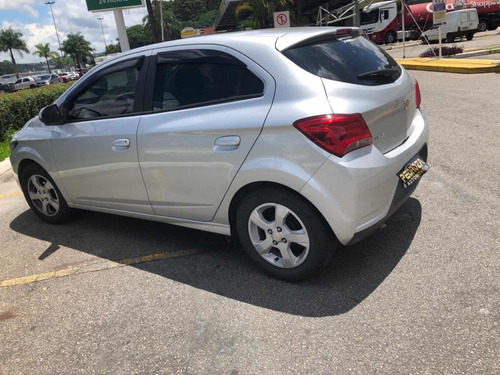 Imagem 2 de 10 de Chevrolet Onix 2018 1.4 Lt Aut. 5p