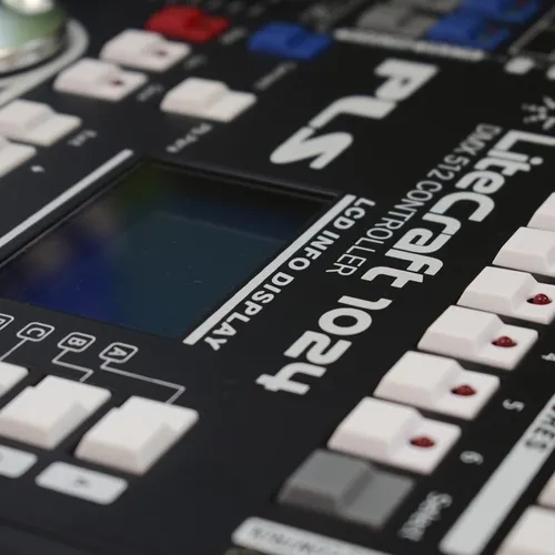Consola Dmx Controladora Iluminacion Pls Litecraft 1024 Cana