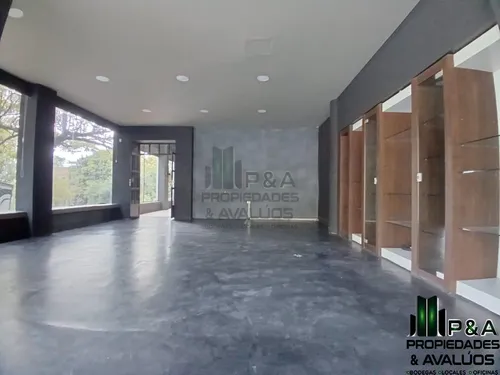 Local En Arriendo En Medellin - Poblado
