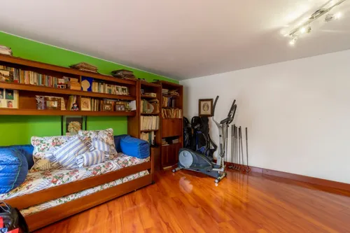 Apartamento En Venta En Los Rosales. Cod V22945