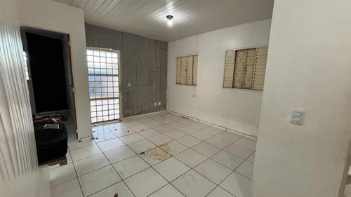 Casa, 3 Quartos, Sendo 1 Suite. Garagem 2 Carros Ou Mais