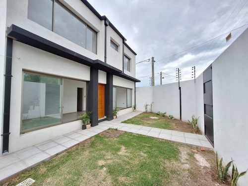 Casa A Estrenar En Venta