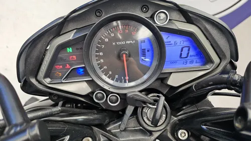 Bajaj Pulsar Ns 200 Fi