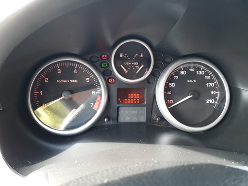 Peugeot 207 Passion 2010/11 1.4 Xr Flex 4p