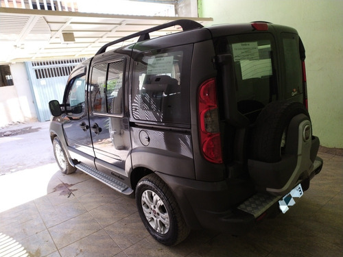 Fiat Doblo 2011 1.8 16v Adventure Locker Flex 5p