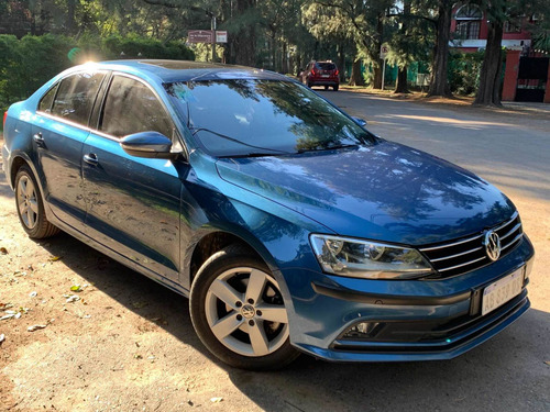 Volkswagen Vento 2017 1.4 Comfortline 150cv