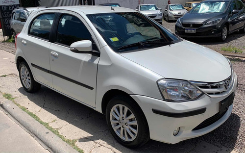 Toyota Etios 1.5 Xls 2015