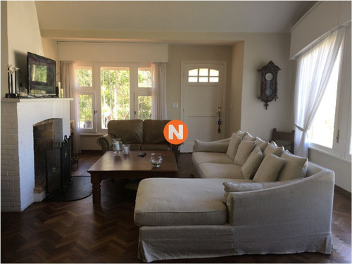 Casa En Venta Y Alquiler, San Rafael, Punta Del Este, 3 Dormitorios.- Ref: 208750