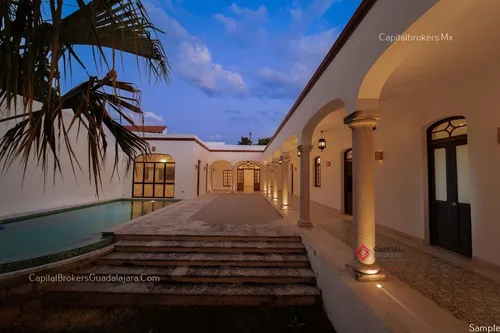 Casa Lujosa En Venta En Centro Histórico Mérida Remodelada