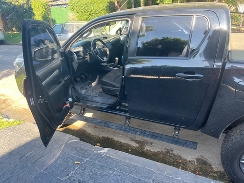 Toyota Hilux 2.8 Cd Srv 177cv 4x2