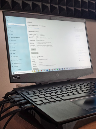 Laptop Omen Hp + I7 9750h + 32gb Ram + Rtx 2070 + 512 Ssd (Usado)