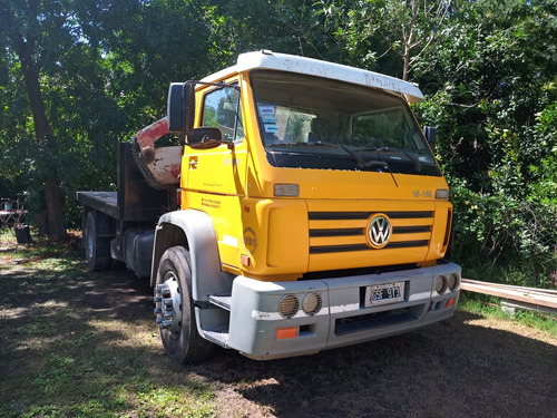 Volkswagen  15180 Con Hidrogrúa 