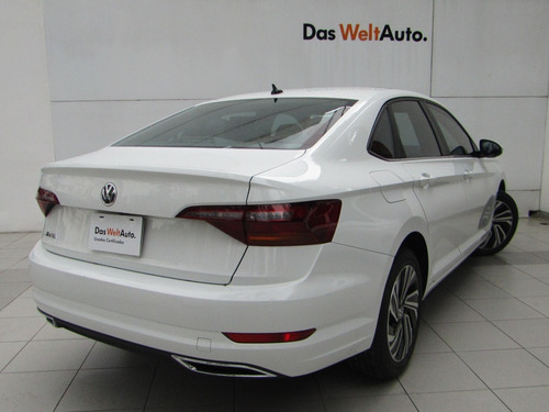 Imagen 8 de 14 de Volkswagen Jetta A7 Highline 1.4t Tip 21-454