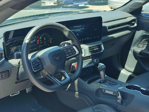 Ford Mustang GT PREMIUM 5.0 V8