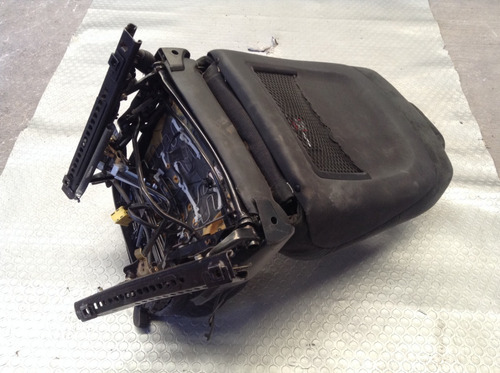 Asiento Derecho (tapa Trasera) Bmw 320ia Mod 98-07 (Usado)