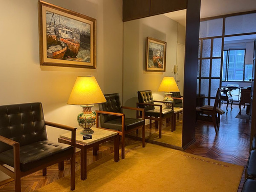 Apartamento En Venta De 1 Dormitorio C/ Cochera En Centro