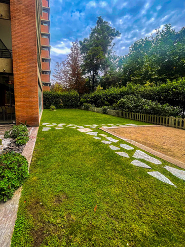 470 M2. Sofisticado Dúplex Amoblado-con Gran Jardín-5d+4b