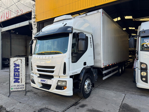 Iveco Tector 240e28s 2012/2013 Baú 8,50 X 2.95
