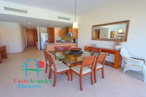 Cad Mayan Lakes View 204. Terraza Con Vista A La Alberca. En Condominio Con Club De Playa