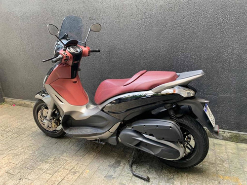 Piaggio Beverly 350 Touring