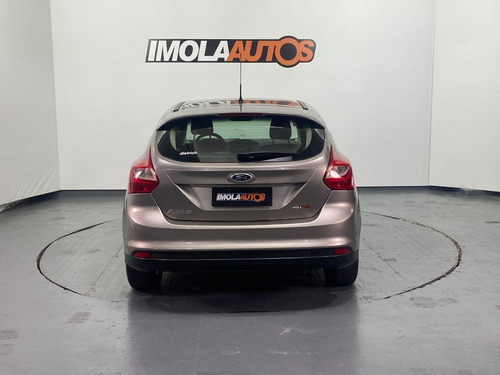 Imagen 12 de 14 de Ford Focus 3 1.6 S 5p Mt 2014-imolaautos