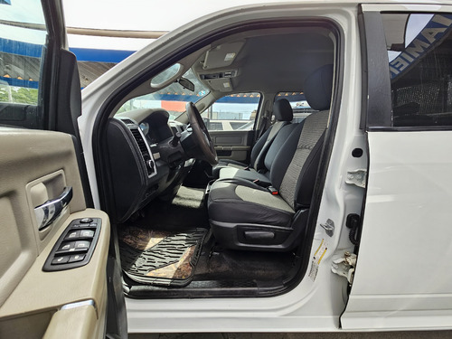 Dodge Ram 2500 5.7 Pickup Slt Aa 4x4 At