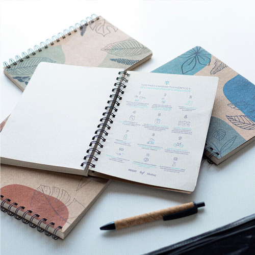 Imagen 6 de 10 de Kit Funda Portanotebook 17 Pulgadas + Agenda Perpetua A5