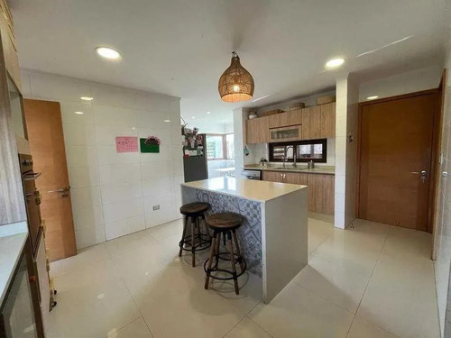 Vendo Parcela Con Hermosa Casa En Condominio