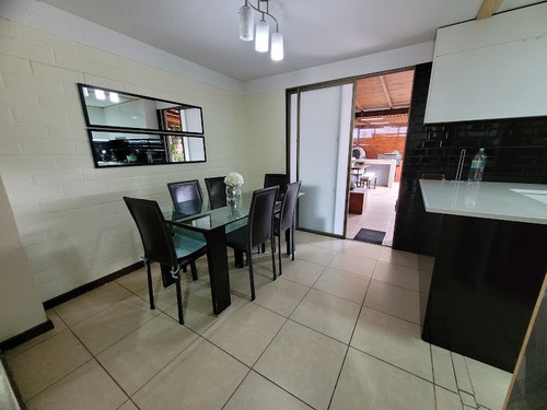 Excelente Y Amplia Casa En Condominio Cerrado Y Seguro