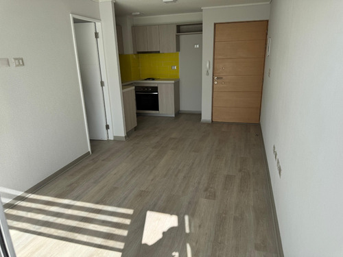 Departamento En Arriendo, Cercano A Universidades