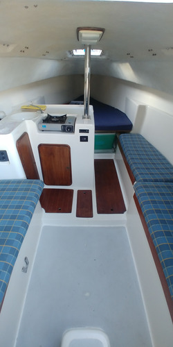 Velero Mystic 235
