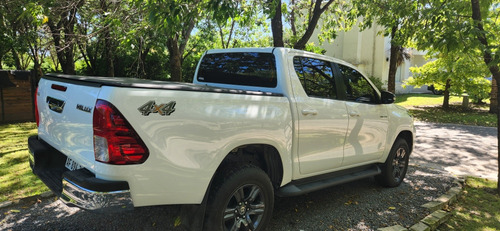 Toyota Hilux 2.8 Cd Sr 177cv 4x4