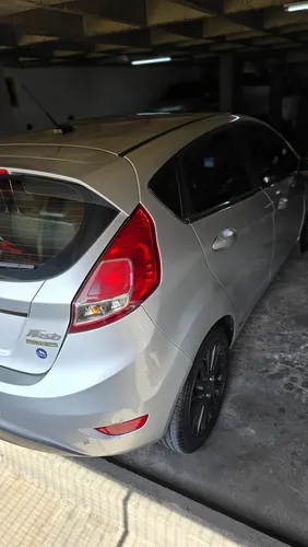 Ford Fiesta 1.6 Hatchback Titanium