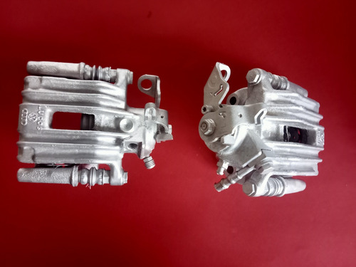Calipers Traseros De Jetta A4 Beetle Clásico (par) (Usado)