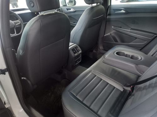 Imagen 10 de 17 de Volkswagen Taos Highline 1.4 Turbo At 250 Tsi #39