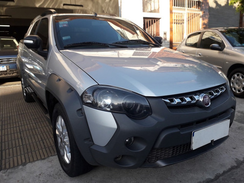 Imagen 3 de 10 de Fiat Strada 1.6 Adventure Cd Locker J Perez Ruiz