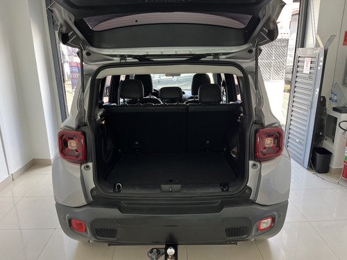 Jeep Renegade 1.8 Longitude Flex Aut. 5p