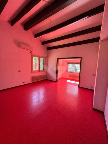 Venta Y Alquiler Casa Carrasco Sur. Proximo A Arocena. Ideal Empresa. 6 Dormitorios. Servicio. Coche
