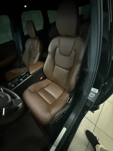 Volvo XC60 2.0 T8 Plus