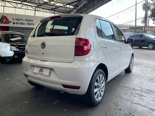 Imagem 9 de 15 de Volkswagen Fox 1.0 Mi 8v Flex 4p Manual