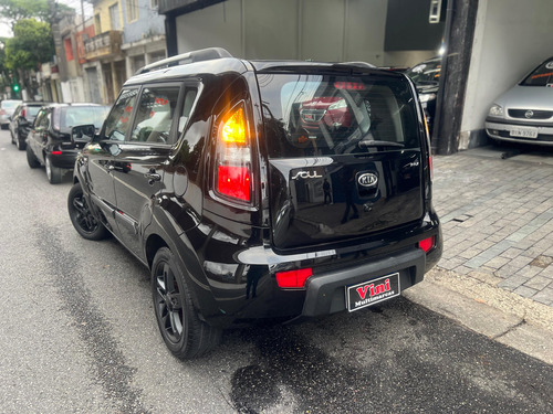 Kia Soul 1.6 U 163 16V FLEX 4P AUTOMÁTICO