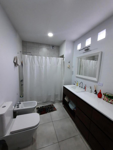 Imagen 11 de 22 de Casa De Cuatro Ambientes En Venta - Haedo Norte