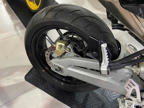Aprilia Shiver 750 1710km!! Como 0km Saullo Motors