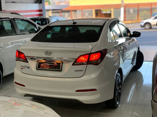 Imagem 6 de 9 de Hyundai Hb20s 1.6 Comfort Plus (aut)