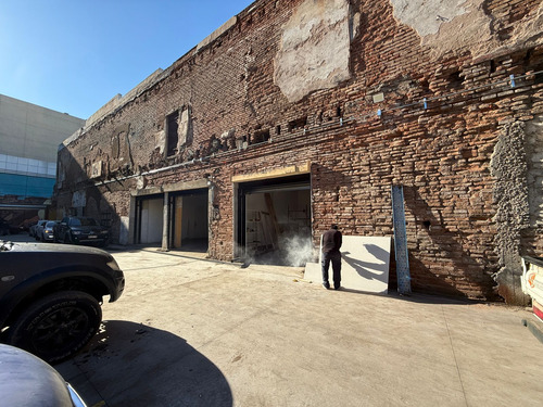 Local De 82m2 En Calle Quillota, Valparaíso