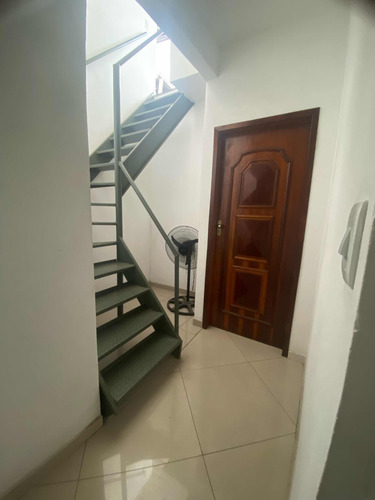 Casa 2 Quartos Suíte E Terraço Amplo