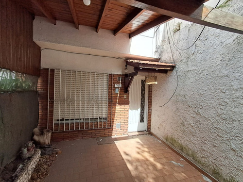 Venta Duplex En Moron, A 7 Cuadras De Av Rivadavia