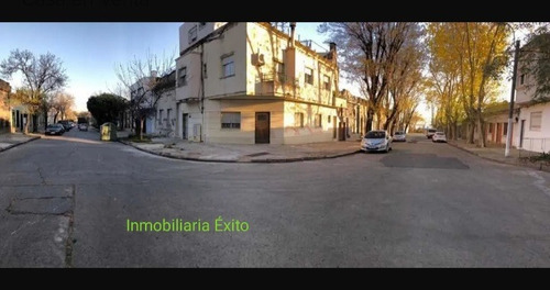 Se Vende Casa 3 Dorm Y Patio 100m2. Si Banco Bella Vista